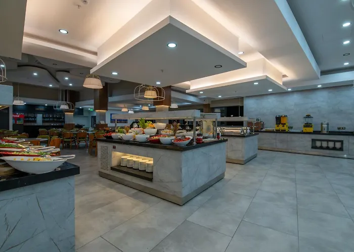 Ramada By Wyndham Pamukkale Thermal דניזלי