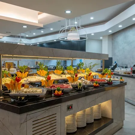 酒店 Ramada By Wyndham Pamukkale Thermal 代尼兹利