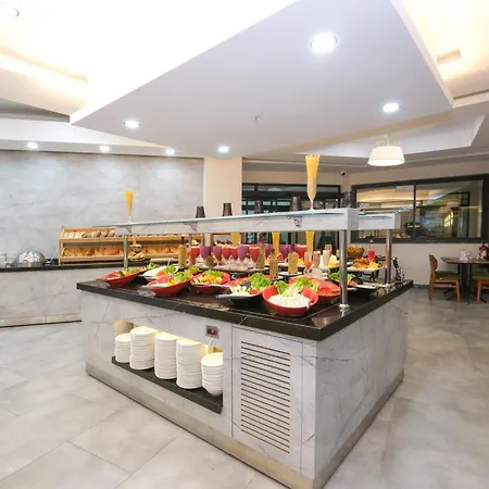 Ramada By Wyndham Pamukkale Thermal דניזלי