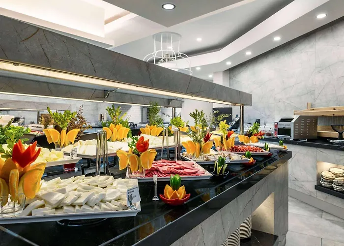 Ramada By Wyndham Pamukkale Thermal מלון דניזלי